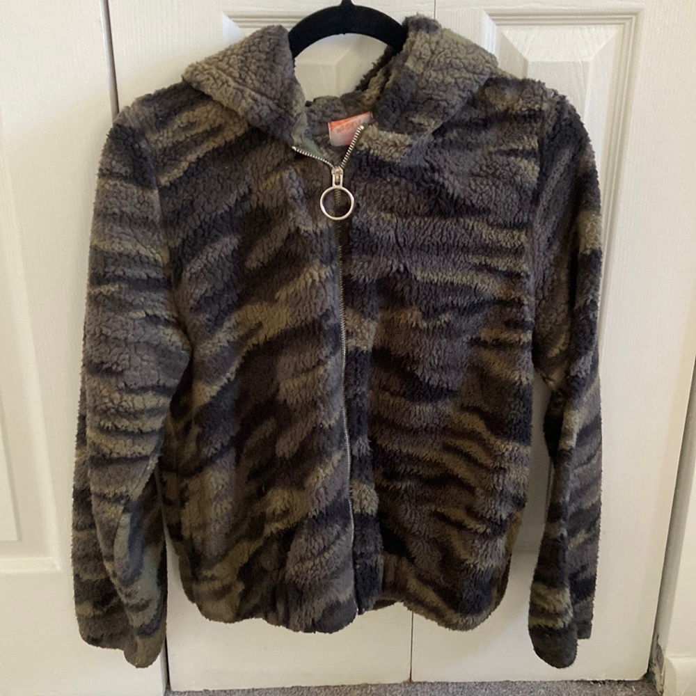 army fuzzy jacket